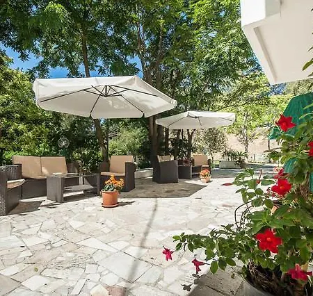 La Sorgente Otel