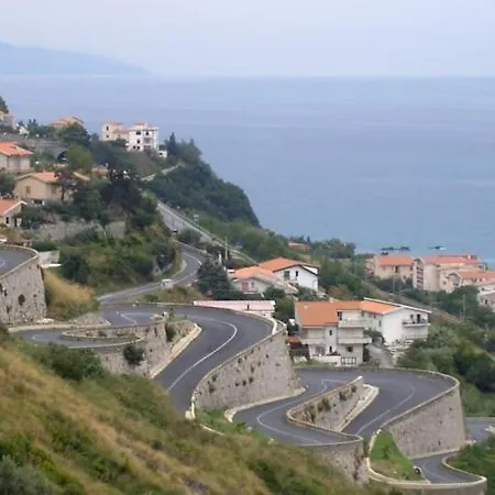 La Sorgente Otel Guardia Piemontese Terme